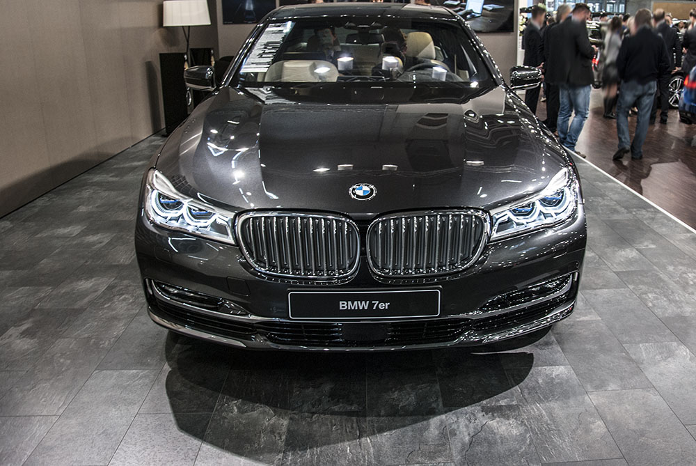 BMW 7er mit Laser Licht